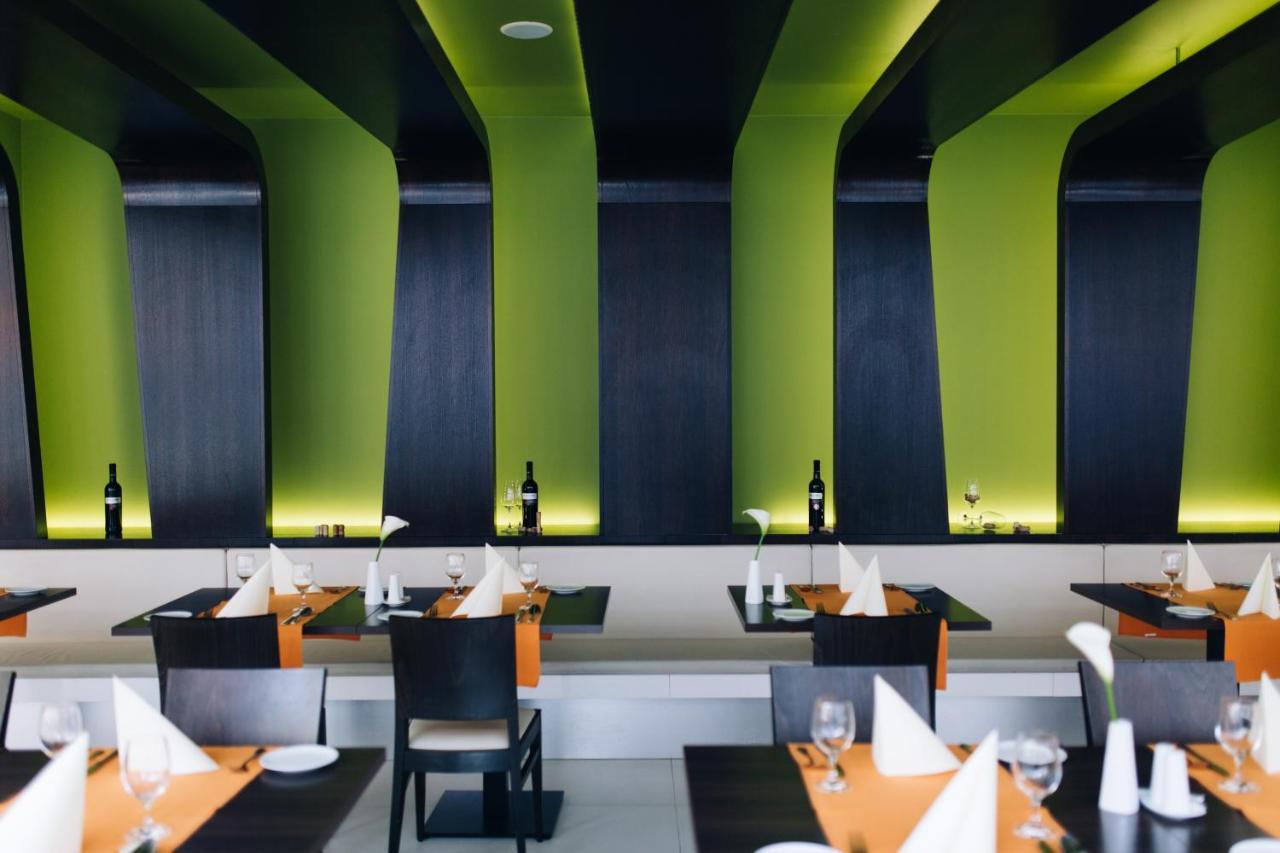 Art Hotel Szeged Bagian luar foto