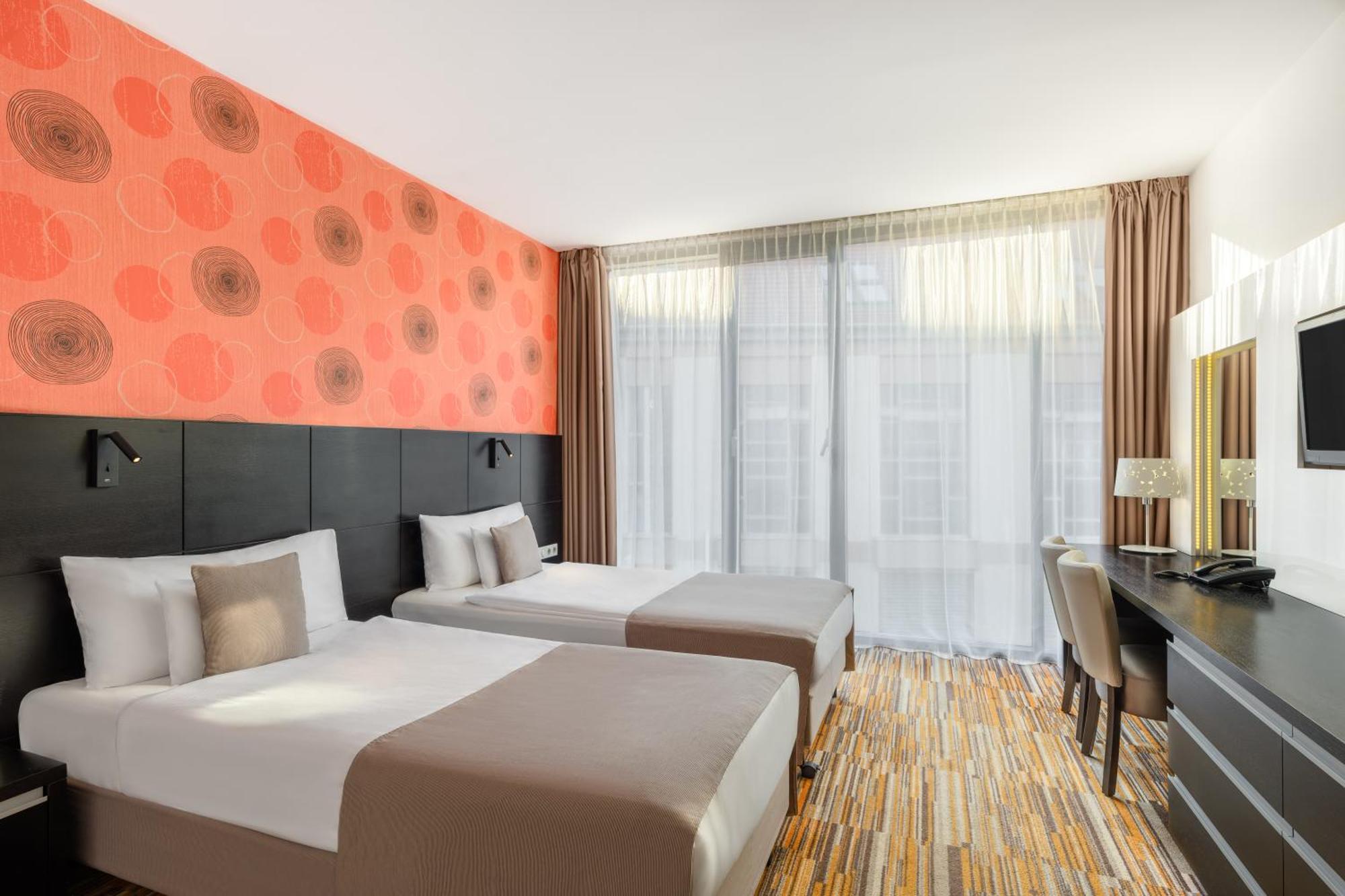 Art Hotel Szeged Bagian luar foto
