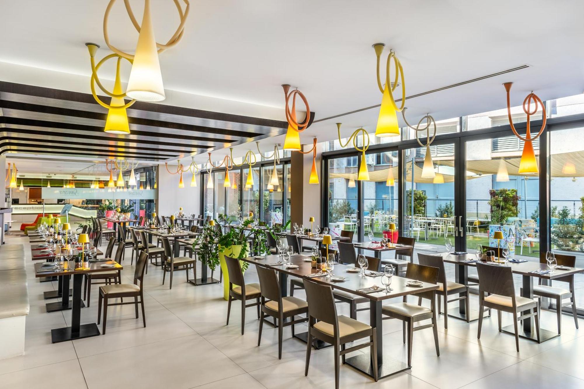 Art Hotel Szeged Bagian luar foto