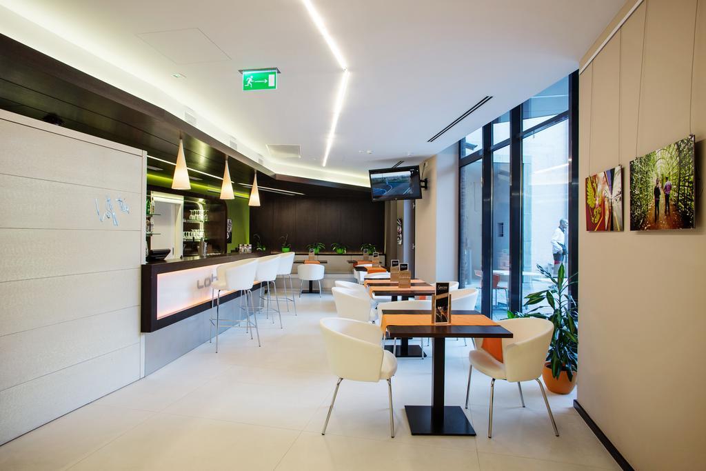 Art Hotel Szeged Bagian luar foto