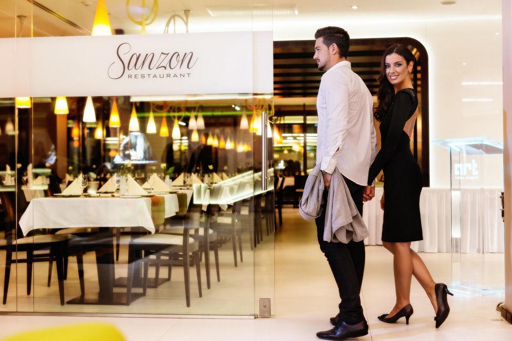 Art Hotel Szeged Bagian luar foto