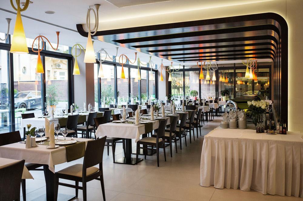 Art Hotel Szeged Bagian luar foto